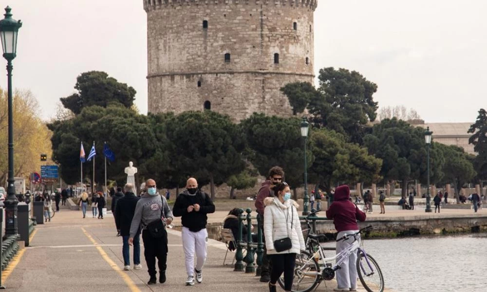 Ανοίγει σήμερα το λιανεμπόριο σε Θεσσαλονίκη και Αχαΐα